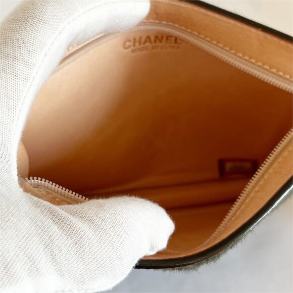 CHANEL Mini Pouch Purse Haraco Moss Green RARE Find - Picture 11 of 15